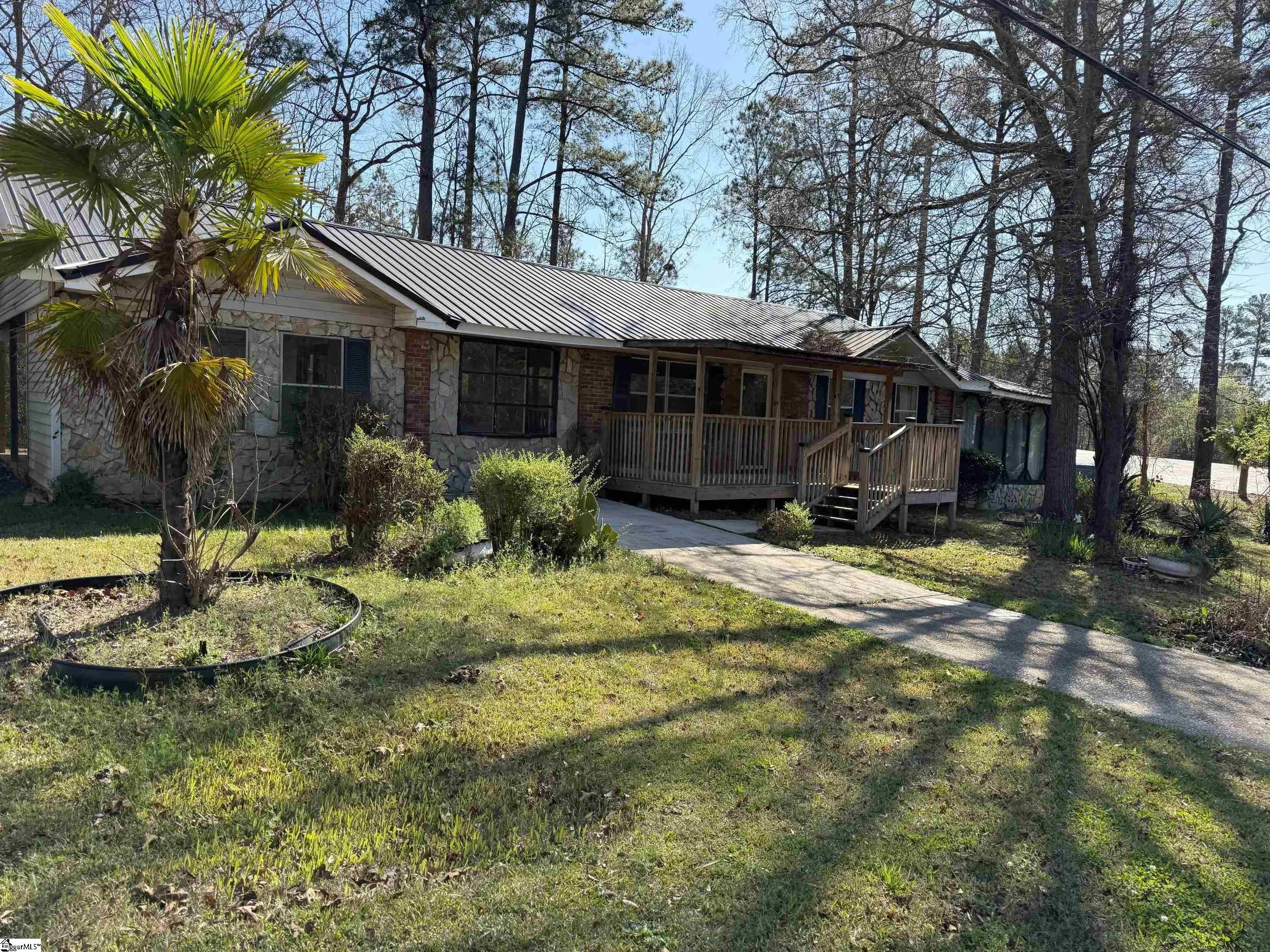 6284 Highway 28 S