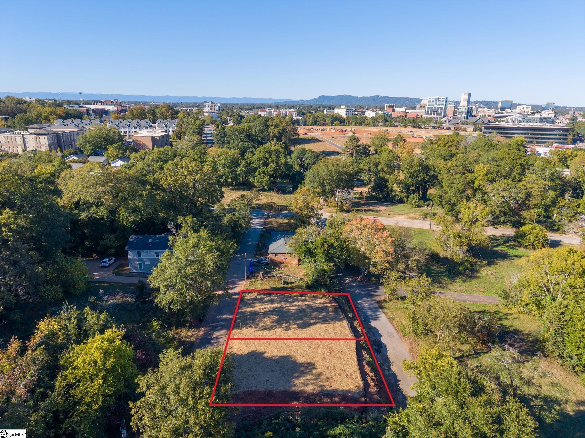 Photo 1 of 22 — 9 Urban Street, Greenville, SC 29605
