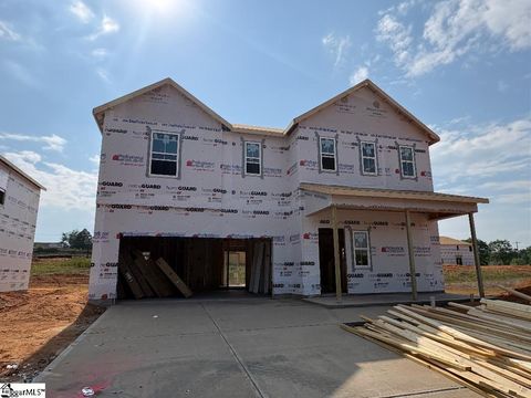 Photo of 132 Edgewood Farms Court, Easley, SC 29640 (MLS # 1589553)