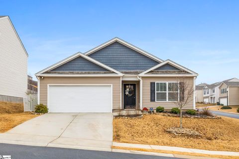 Photo of 315 Ashwood Way, Easley, SC 29640 (MLS # 1578390)