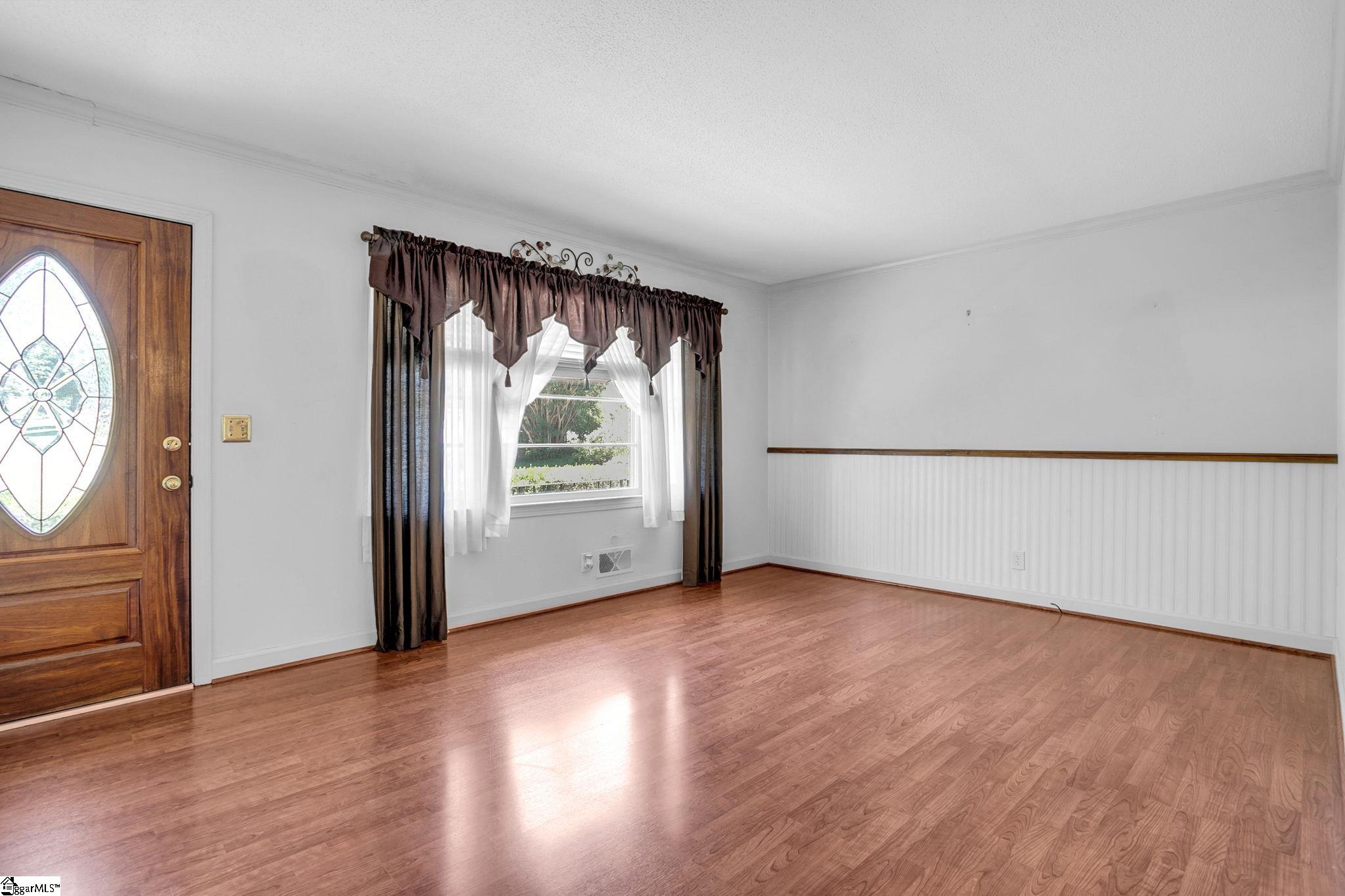 204 Parkdale Drive