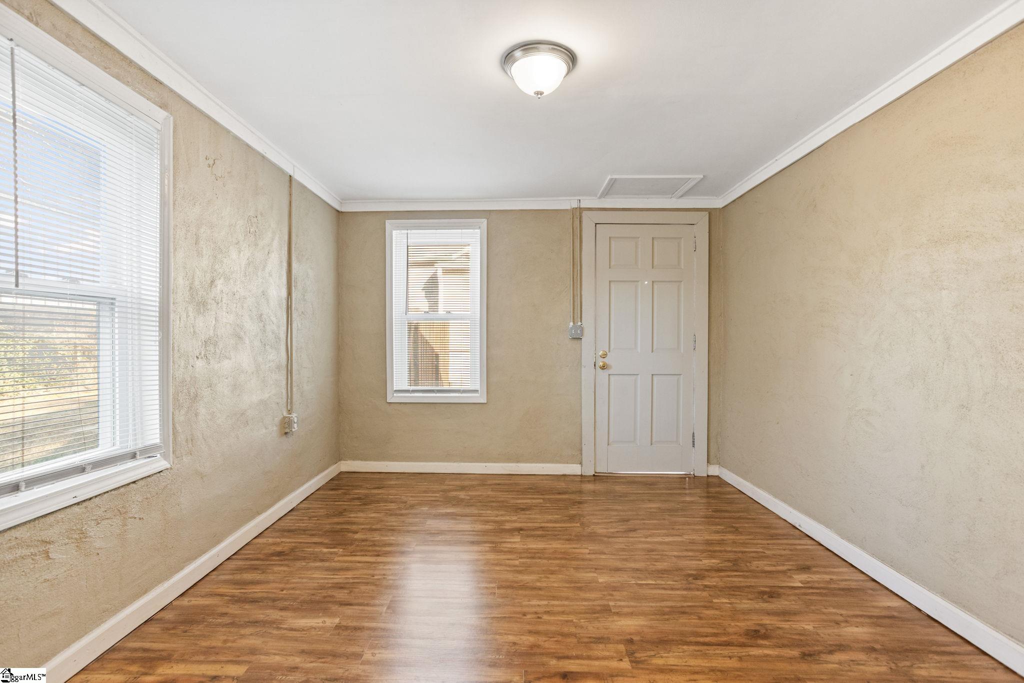 Greenville, South Carolina 29601, United States, 4 Bedrooms Bedrooms, ,2 BathroomsBathrooms,Residential,Active,251285