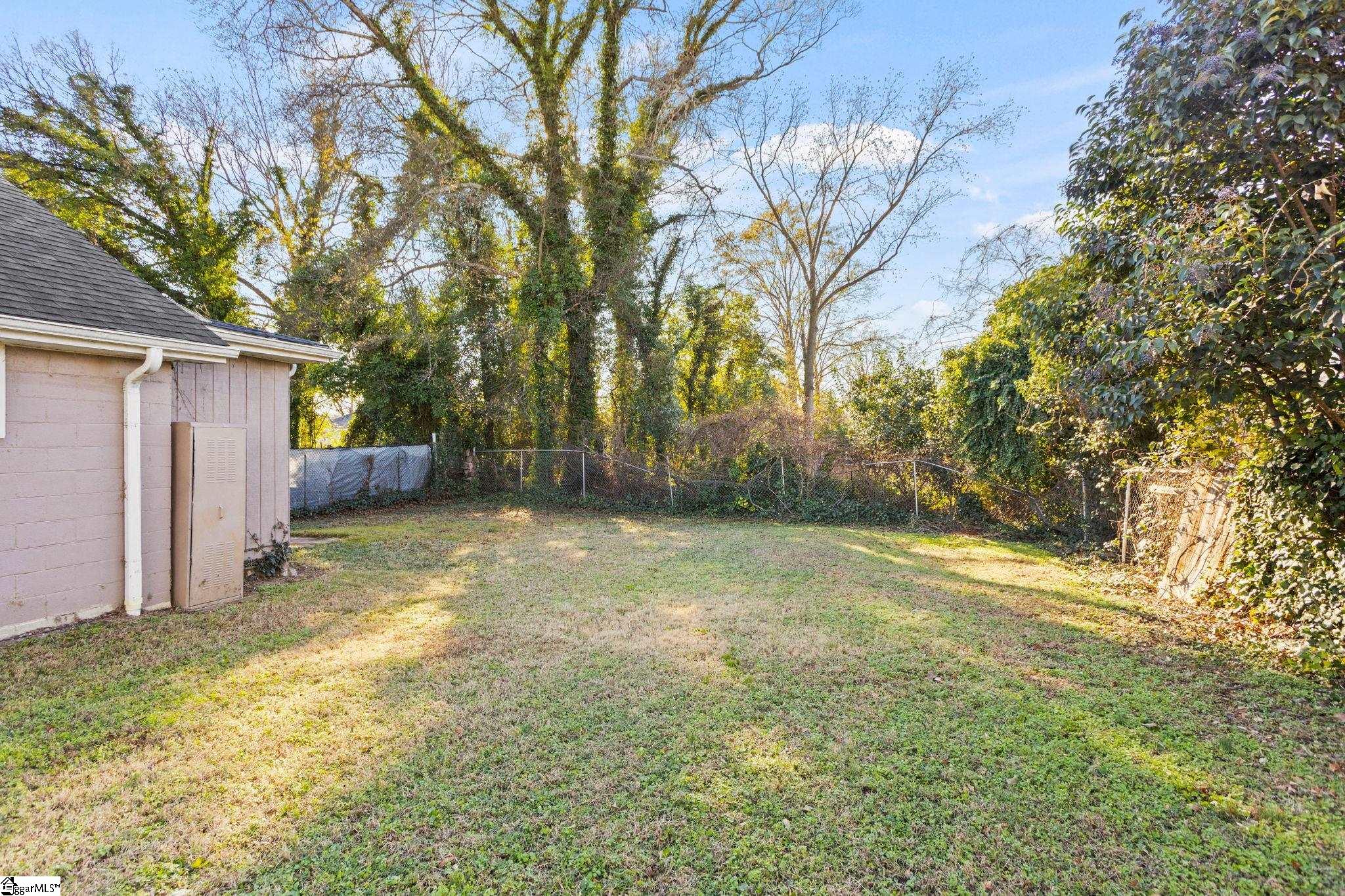 Greenville, South Carolina 29601, United States, 4 Bedrooms Bedrooms, ,2 BathroomsBathrooms,Residential,Active,251285