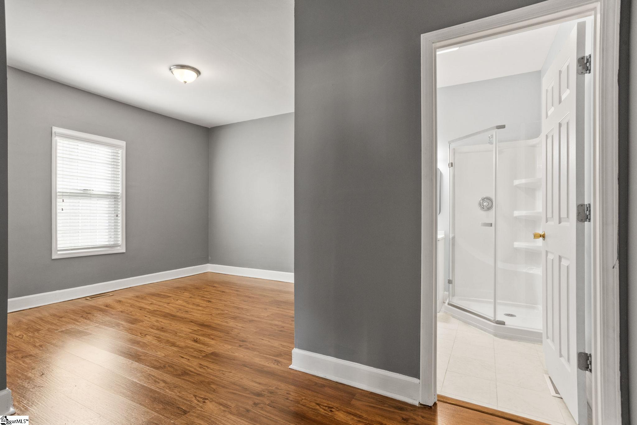 Greenville, South Carolina 29601, United States, 4 Bedrooms Bedrooms, ,2 BathroomsBathrooms,Residential,Active,251285