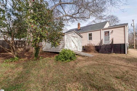 A home in Easley