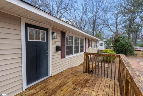 Photo of 105 Whitener Avenue, Spartanburg, SC 29306 (MLS # 1586241)