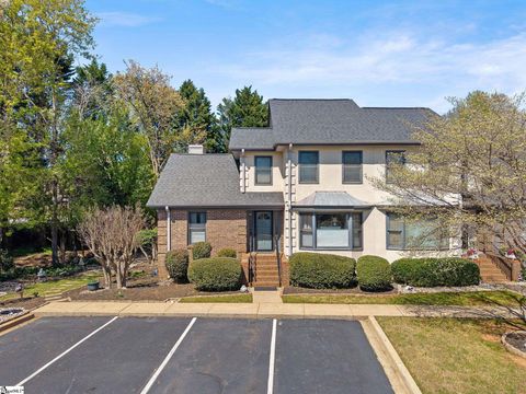 Photo of 1001 Cobbs Glen Drive, Anderson, SC 29621 (MLS # 1585552)