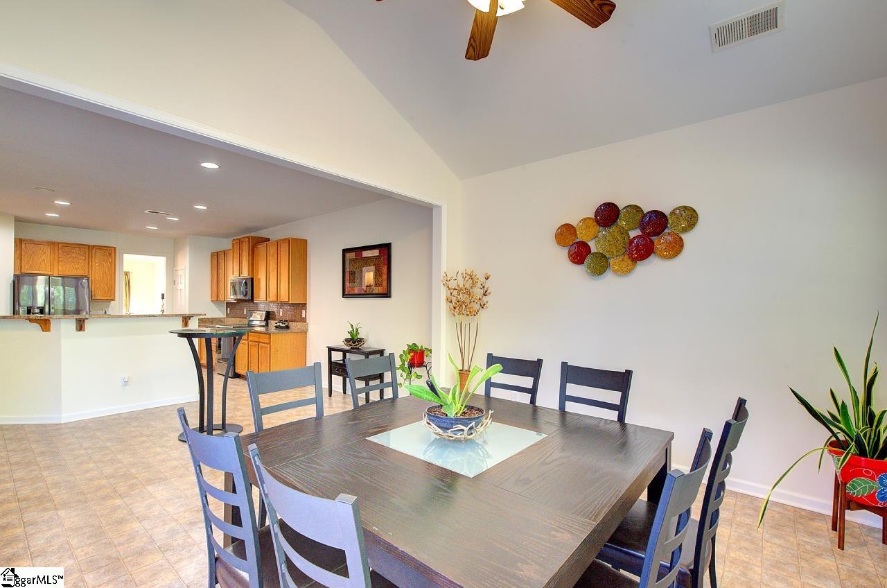 Fountain Inn, South Carolina 29644, United States, 4 Bedrooms Bedrooms, ,3 BathroomsBathrooms,Residential,Active,127813