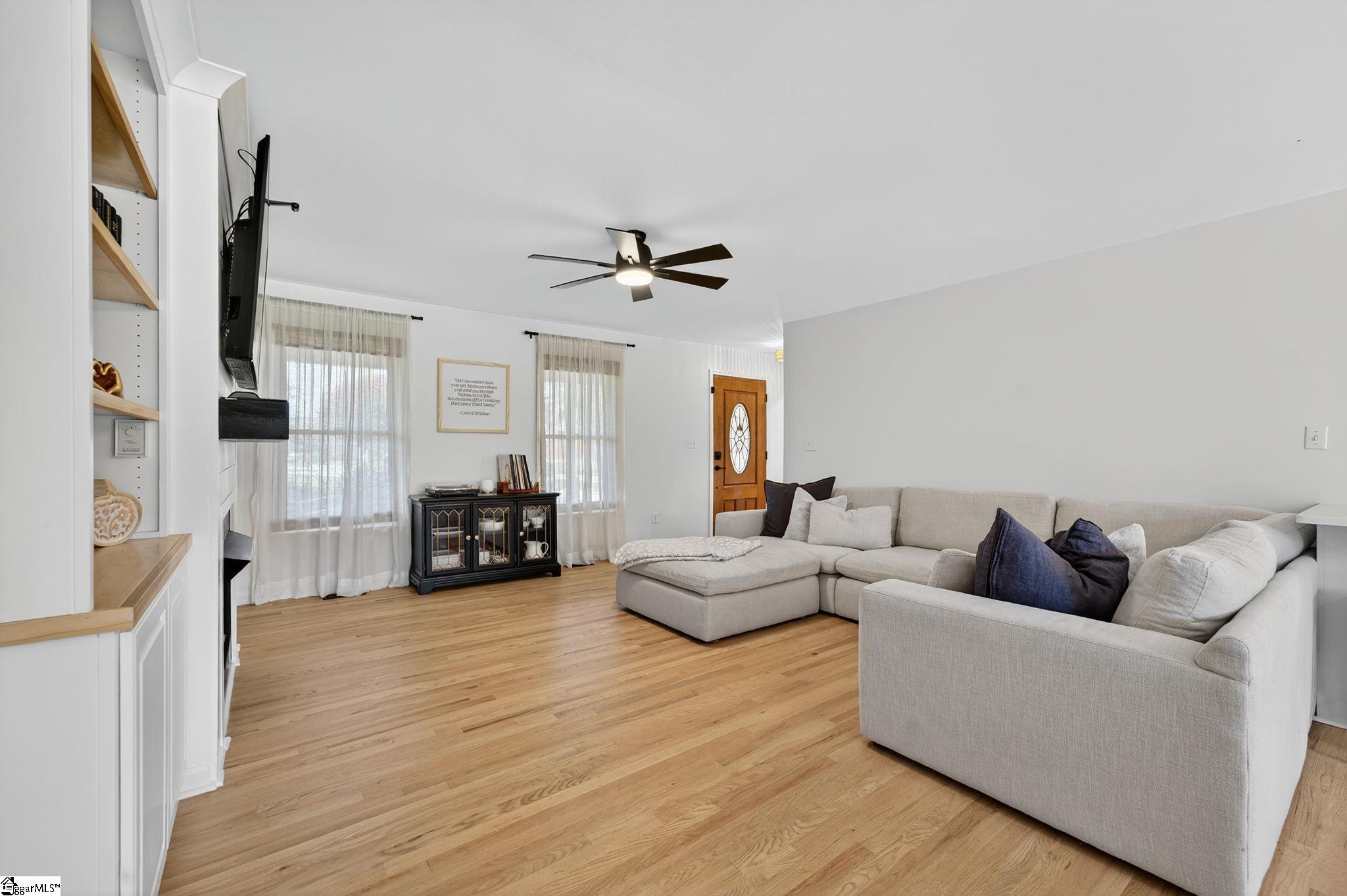 309 Silhouette Trace