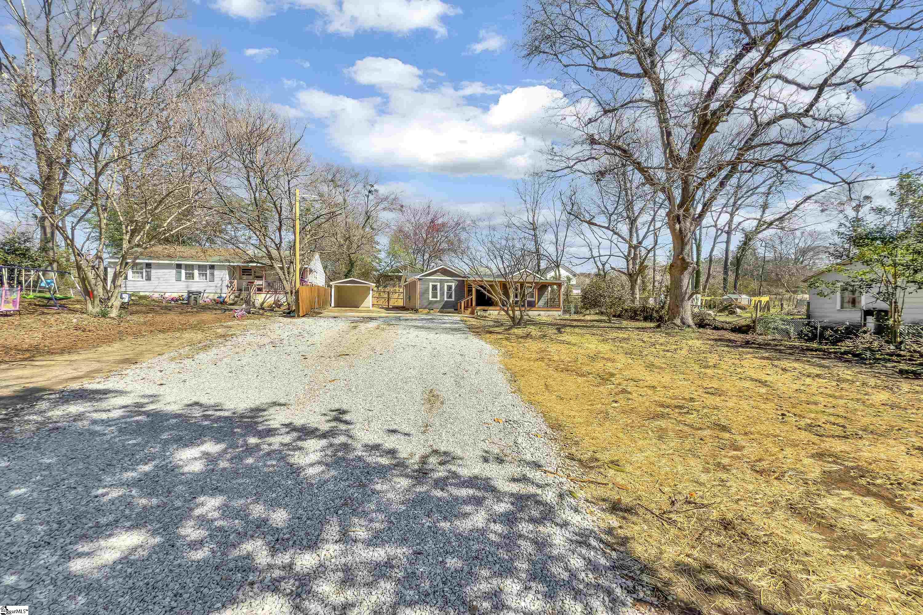 Greenville, South Carolina 29609, United States, 3 Bedrooms Bedrooms, ,2 BathroomsBathrooms,Residential,Active,86754