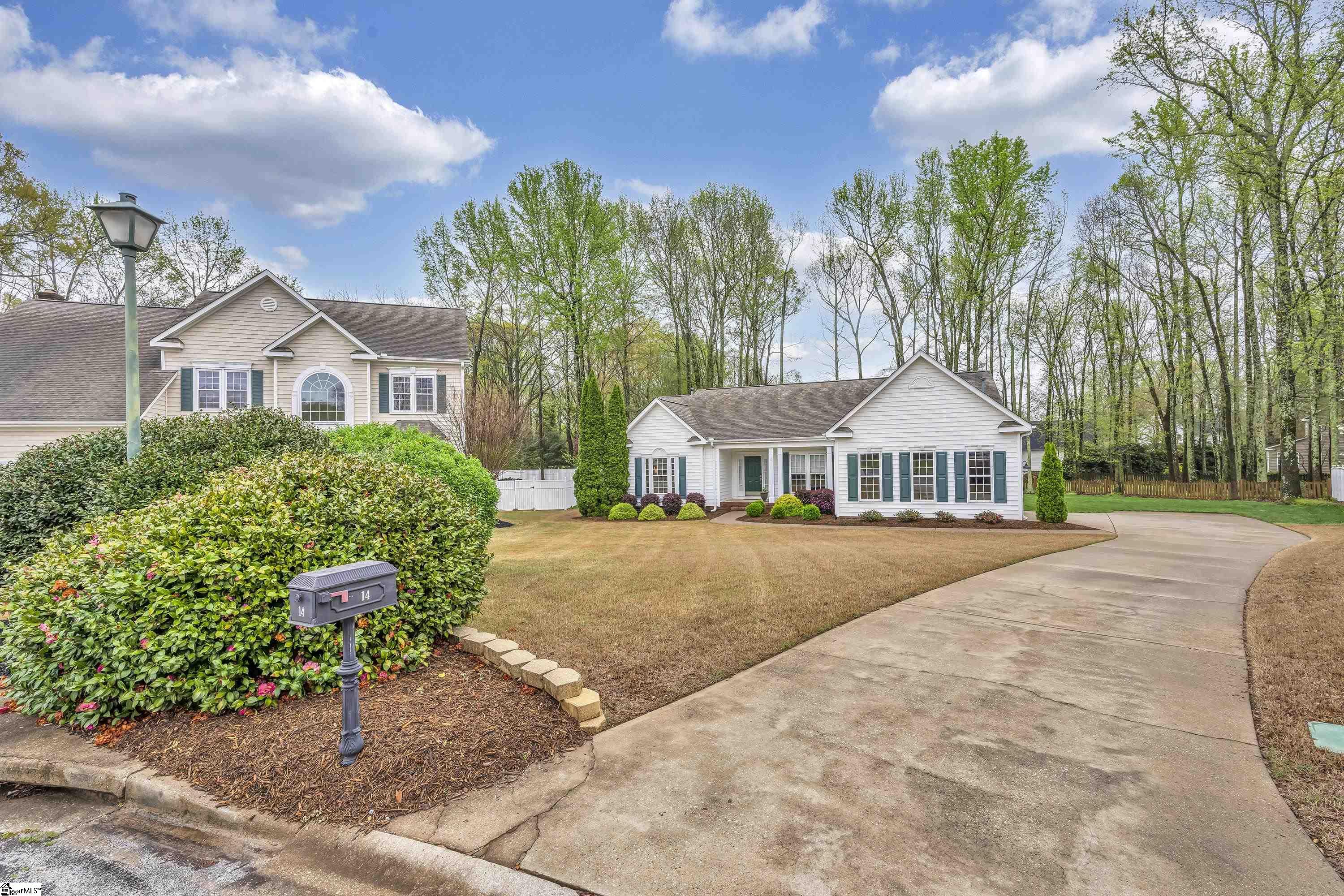 Simpsonville, South Carolina 29681, United States, 3 Bedrooms Bedrooms, ,2 BathroomsBathrooms,Residential,Pending,105593