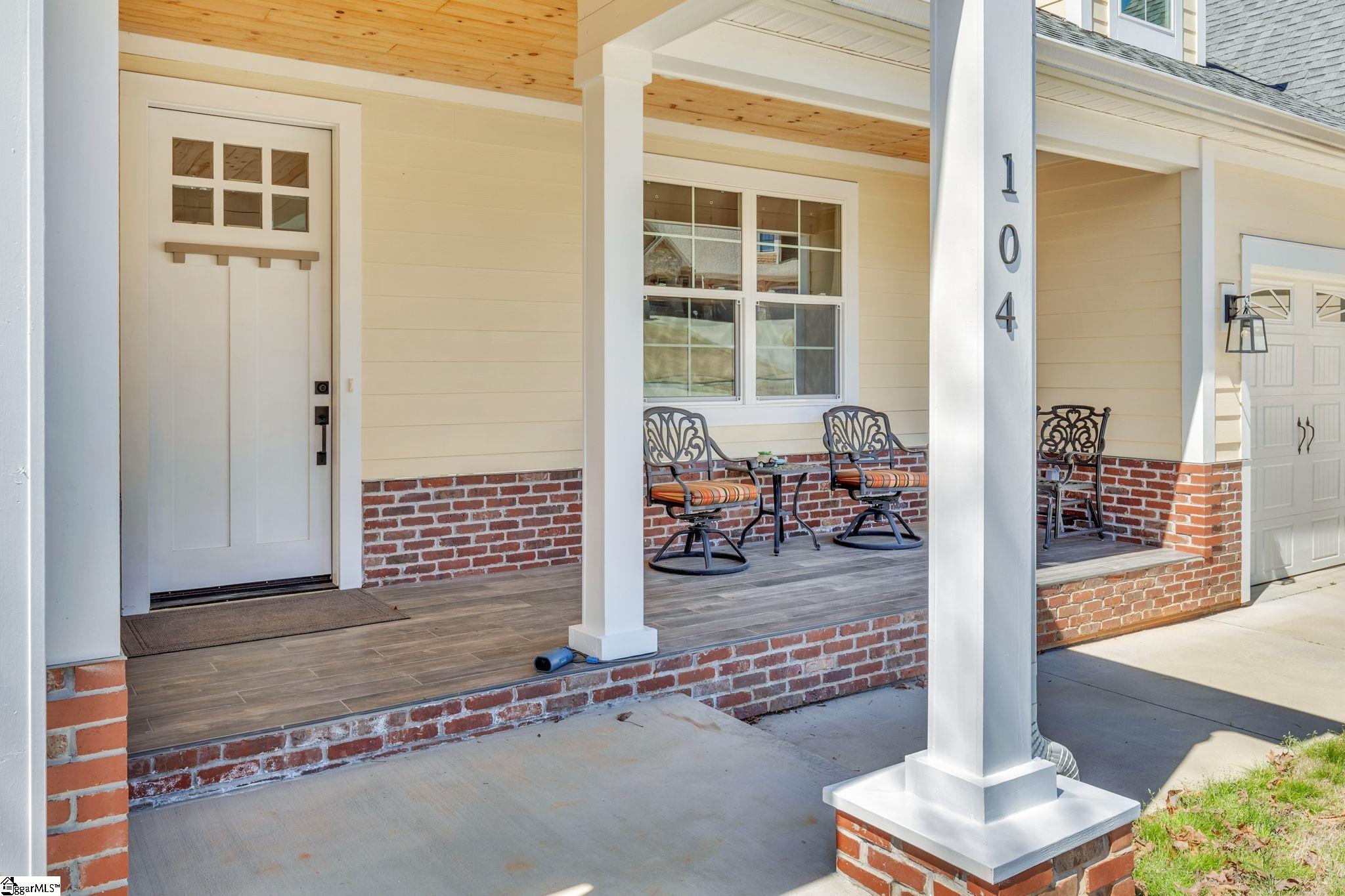 104 Pinelands Place