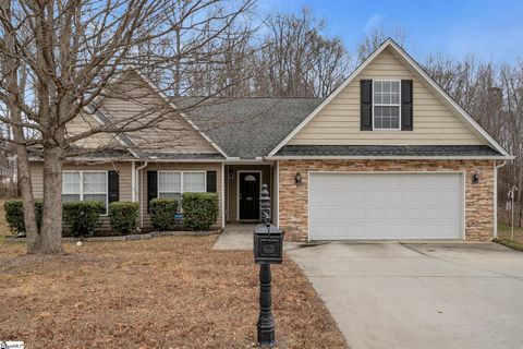 Photo of 605 Fountain Brook Lane, Fountain Inn, SC 29644 (MLS # 1583764)