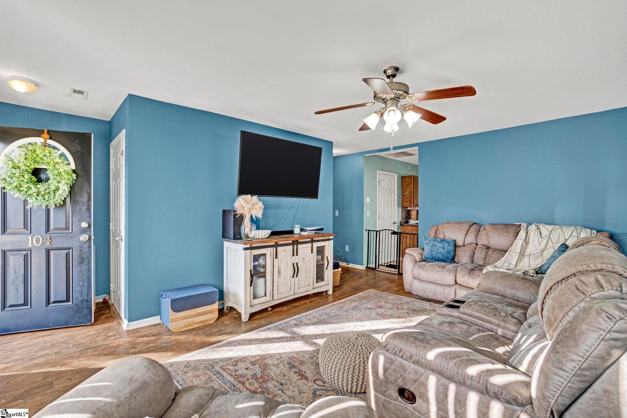 Real Estate Search 2 104 Claymoor Court