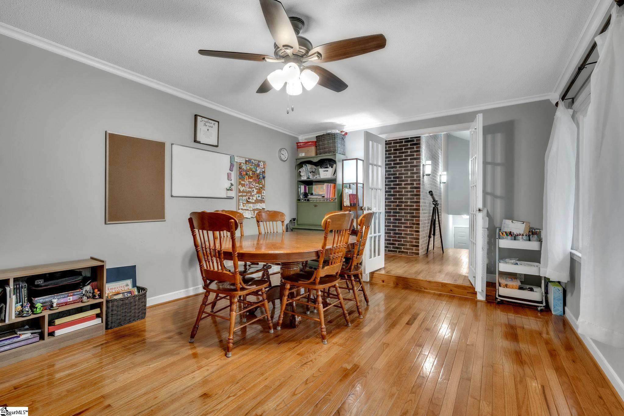 Simpsonville, South Carolina 29681, United States, 5 Bedrooms Bedrooms, ,4 BathroomsBathrooms,Residential,Contingent,107789