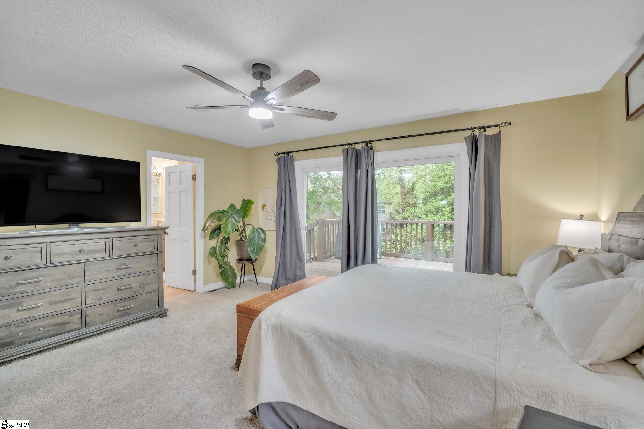 Simpsonville, South Carolina 29681, United States, 5 Bedrooms Bedrooms, ,4 BathroomsBathrooms,Residential,Contingent,107789