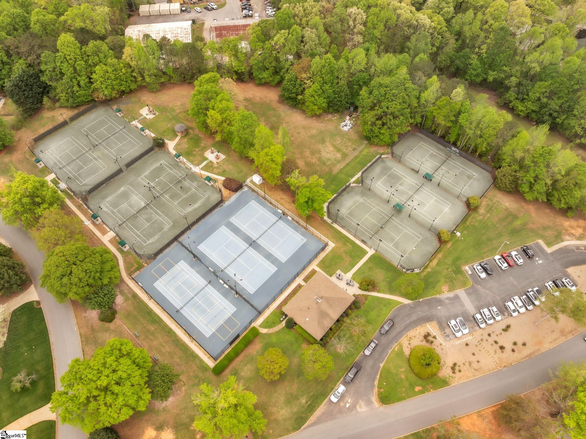 Simpsonville, South Carolina 29681, United States, 5 Bedrooms Bedrooms, ,4 BathroomsBathrooms,Residential,Contingent,107789