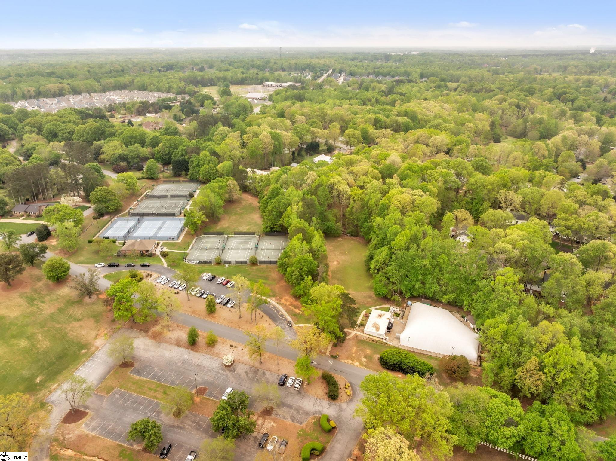 Simpsonville, South Carolina 29681, United States, 5 Bedrooms Bedrooms, ,4 BathroomsBathrooms,Residential,Contingent,107789