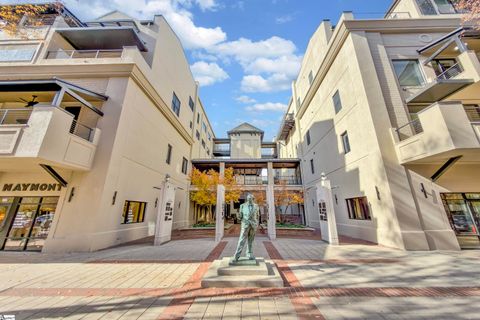 Photo of 233 N Main Street Unit 404, Greenville, SC 29601 (MLS # 1589755)