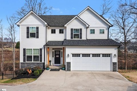 Photo of 346 Endless Drive, Greer, SC 29651 (MLS # 1583392)