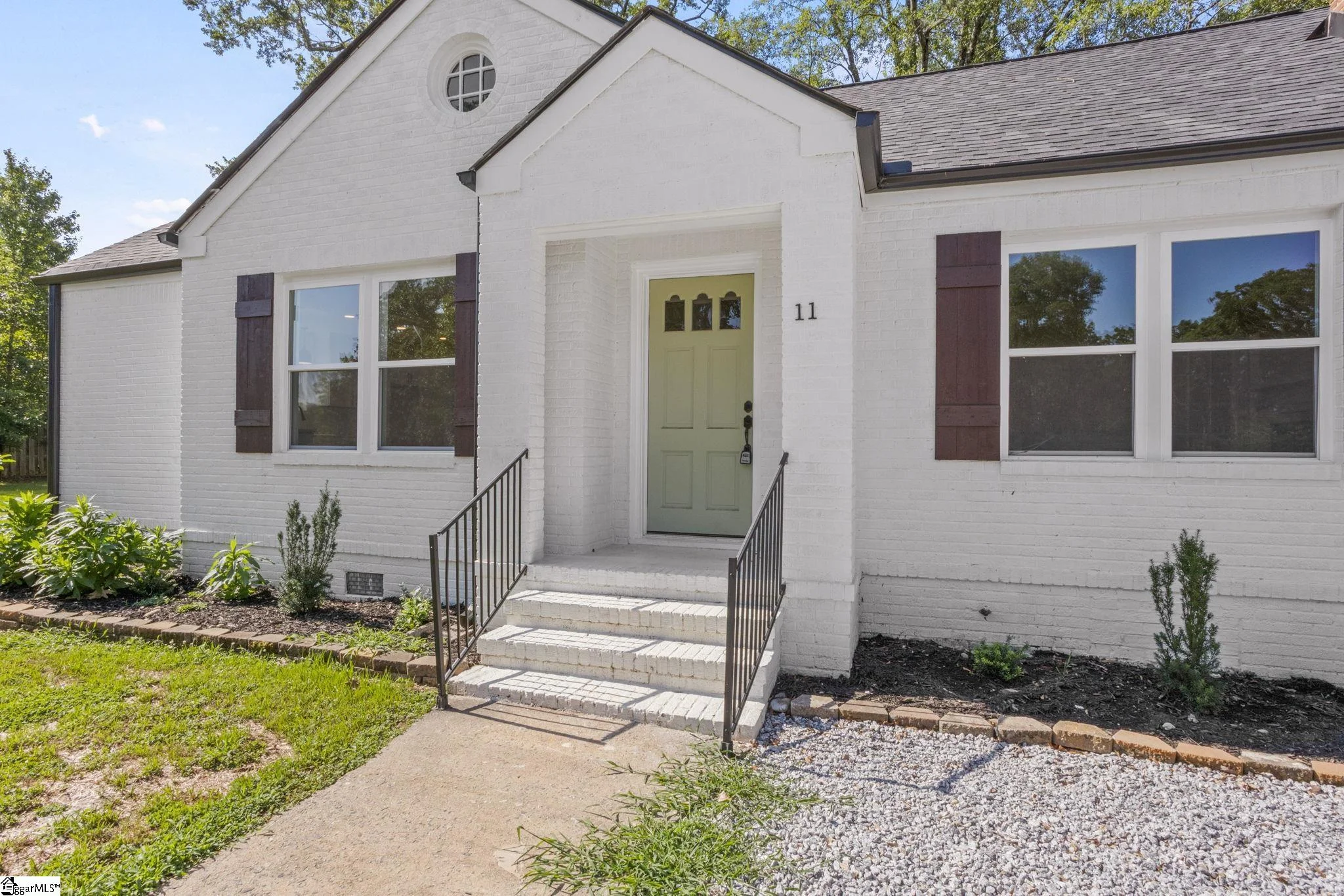 11 Willow Springs Drive