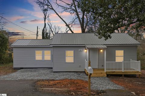 Photo of 1403 Revere Street, Anderson, SC 29624 (MLS # 1583254)