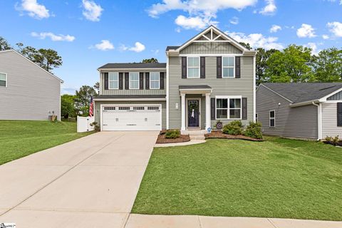 Photo of 870 Cranbrook Drive, Woodruff, SC 29388 (MLS # 1587642)