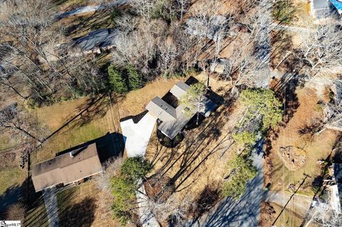Photo of 180 Lanewood Drive, Greenville, SC 29607 (MLS # 1592126)