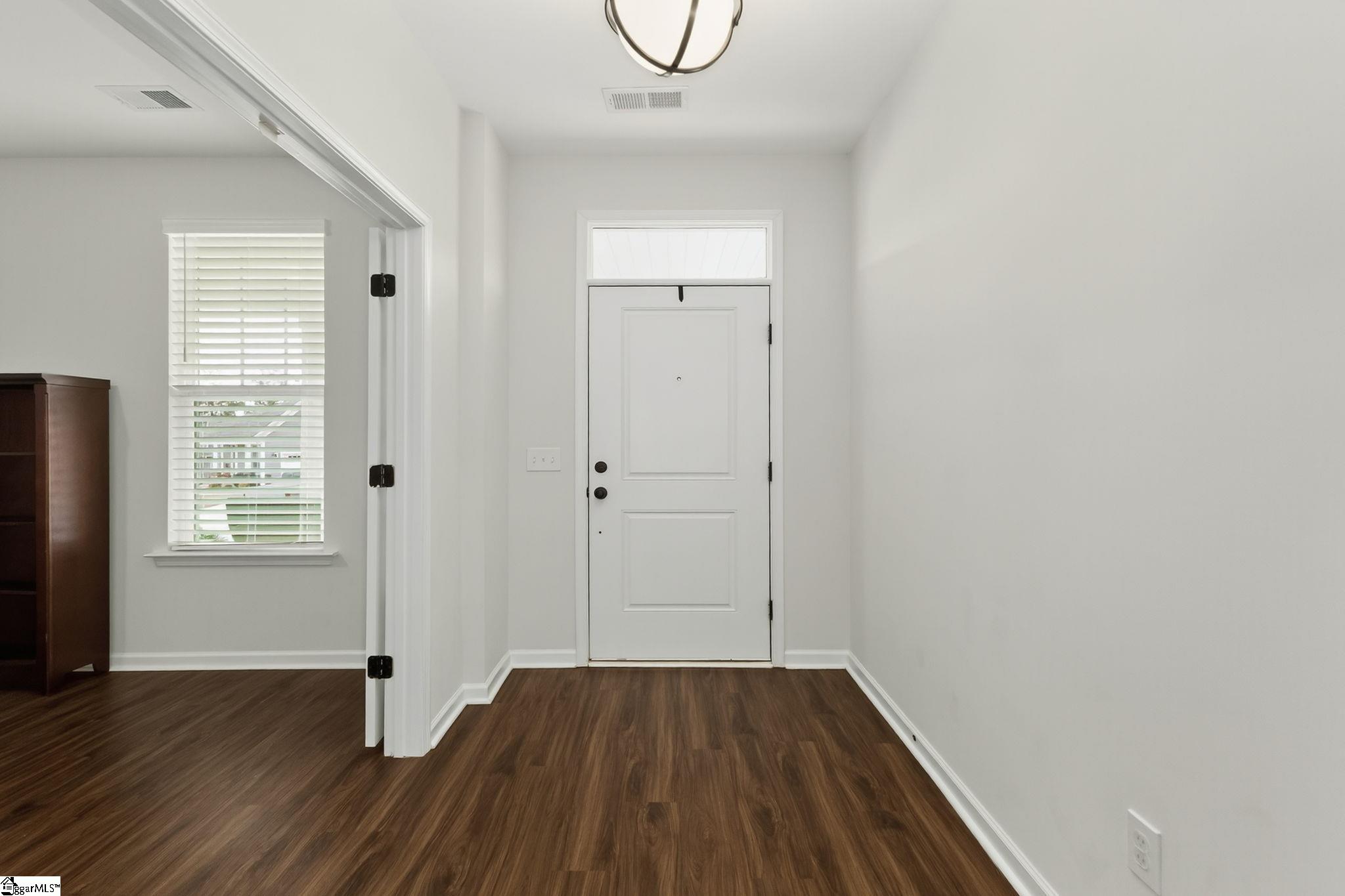 Easley, South Carolina 29642, United States, 4 Bedrooms Bedrooms, ,3 BathroomsBathrooms,Residential,Active,214141