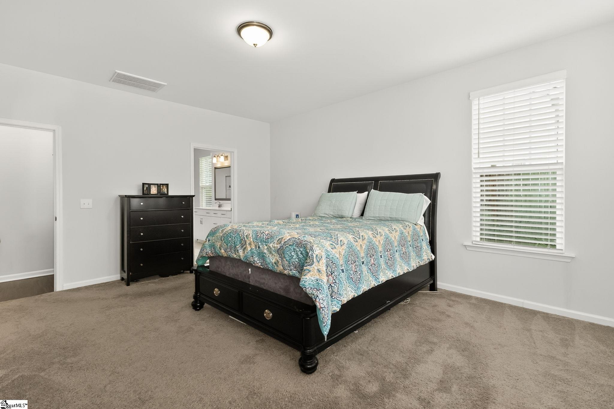 Easley, South Carolina 29642, United States, 4 Bedrooms Bedrooms, ,3 BathroomsBathrooms,Residential,Active,214141