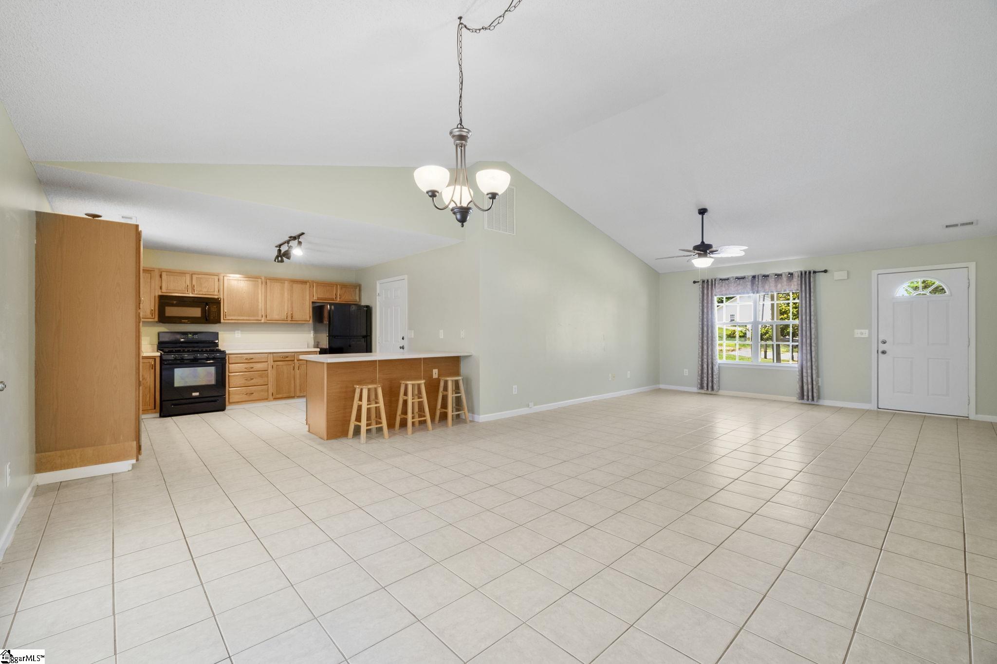 Greer, South Carolina 29650, United States, 3 Bedrooms Bedrooms, ,2 BathroomsBathrooms,Residential,Contingent,155772