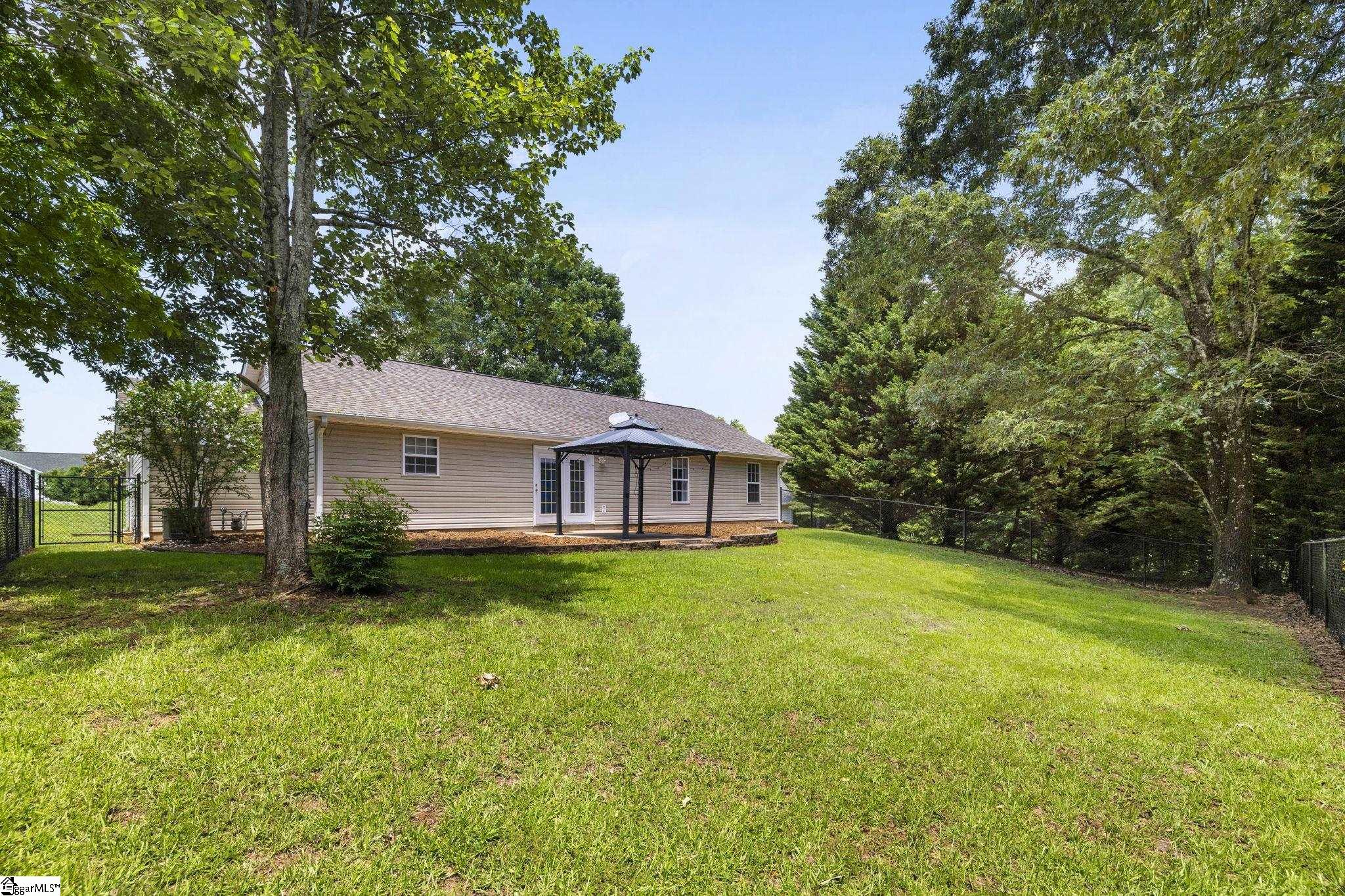 Greer, South Carolina 29650, United States, 3 Bedrooms Bedrooms, ,2 BathroomsBathrooms,Residential,Contingent,155772