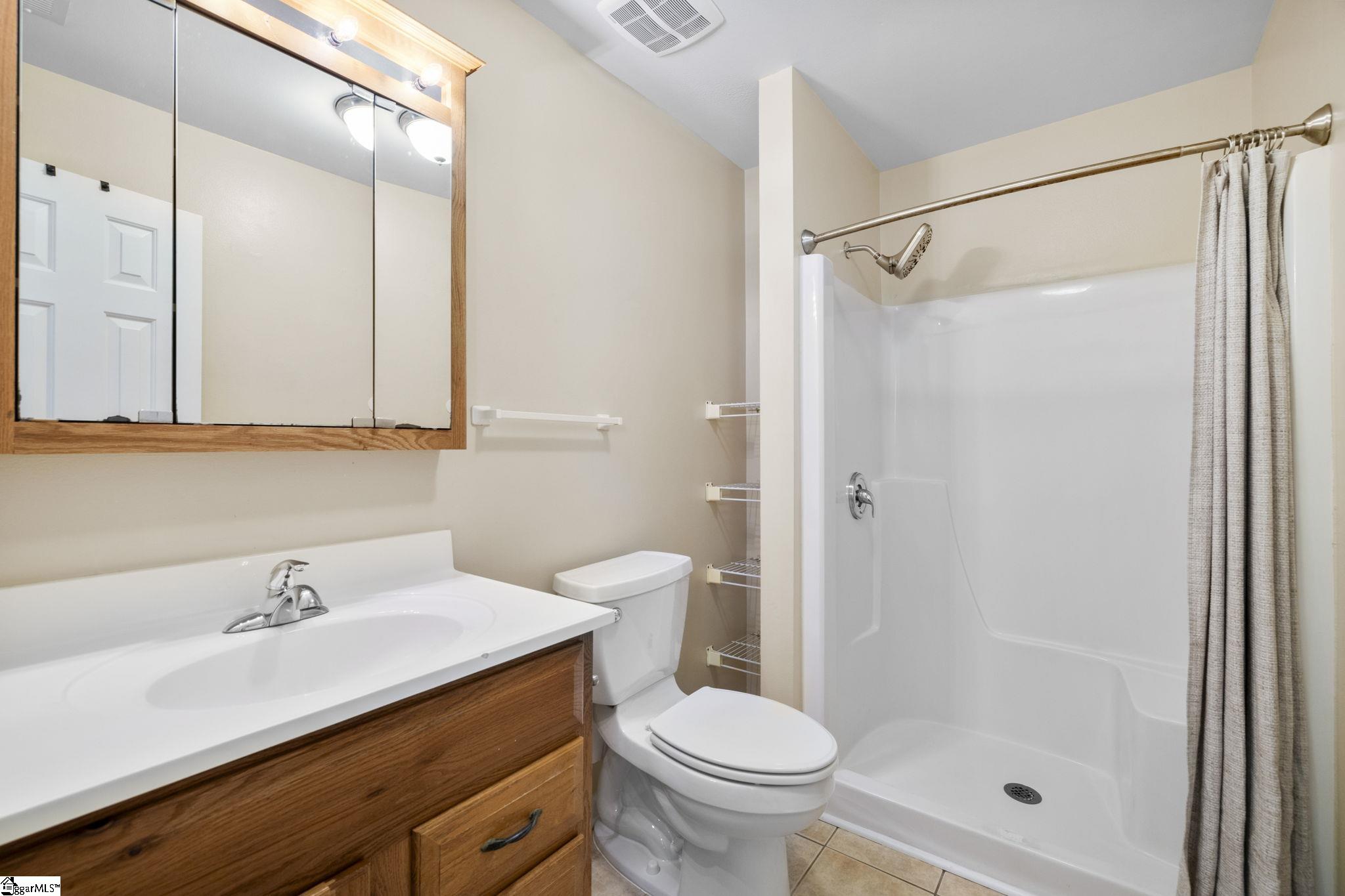 Greer, South Carolina 29650, United States, 3 Bedrooms Bedrooms, ,2 BathroomsBathrooms,Residential,Contingent,155772