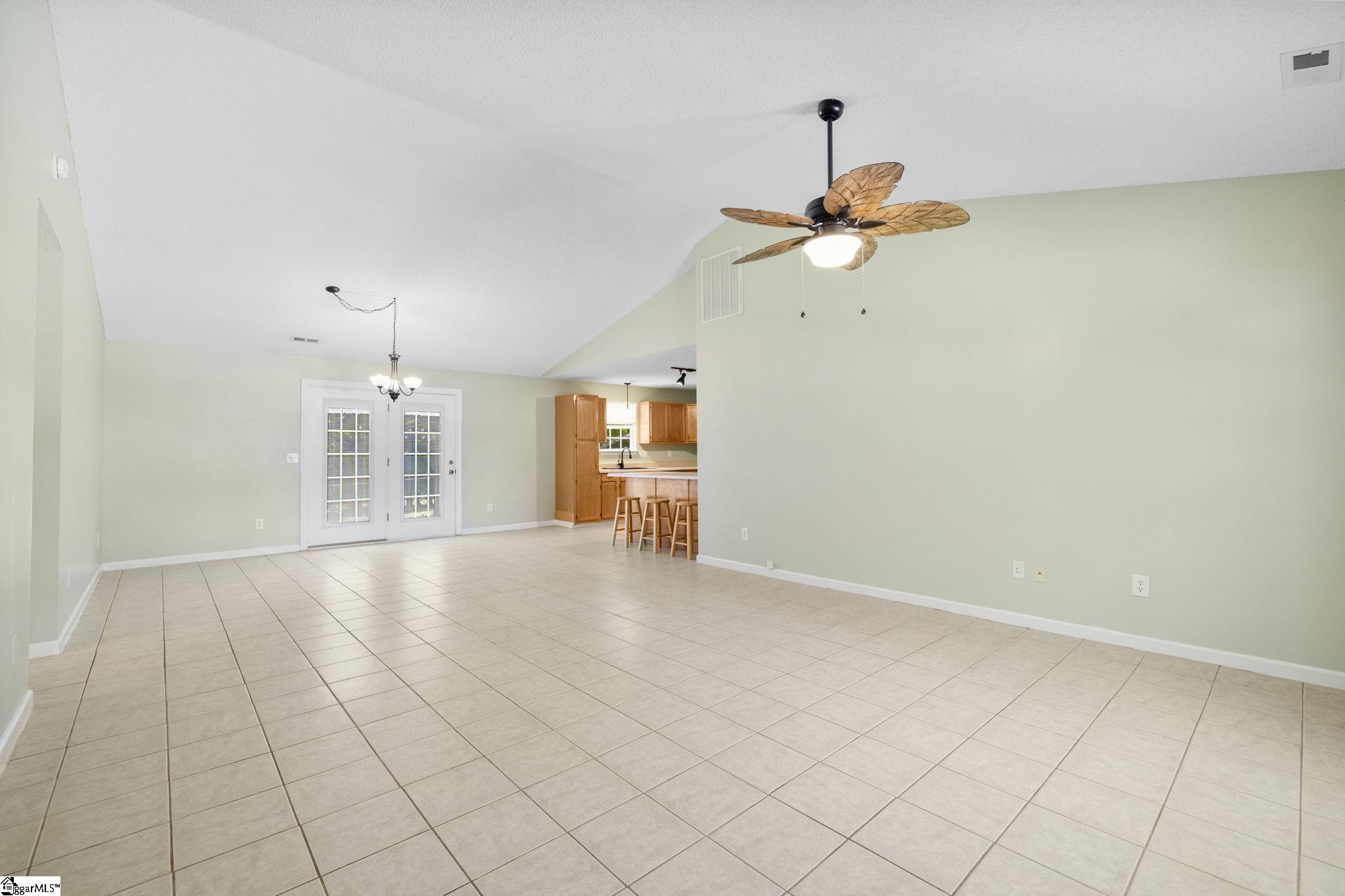 Greer, South Carolina 29650, United States, 3 Bedrooms Bedrooms, ,2 BathroomsBathrooms,Residential,Contingent,155772