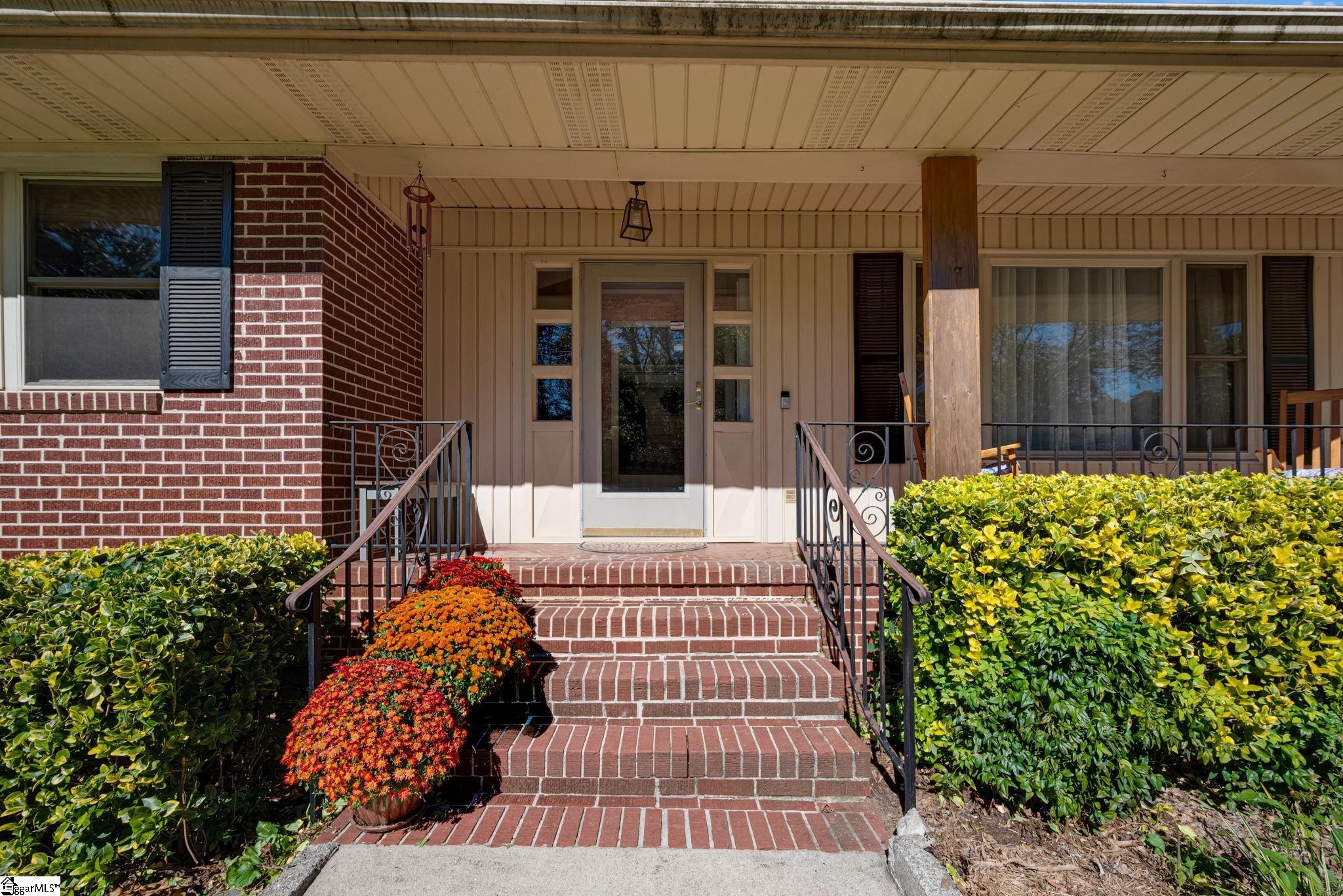 4 Hodgens Drive