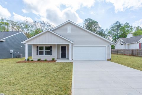 Photo of 101 Bramlett Street, Simpsonville, SC 29681 (MLS # 1587401)