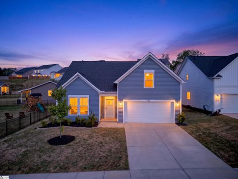 Photo of 128 Whitman Way, Easley, SC 29642 (MLS # 1589966)