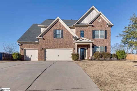 Photo of 486 Gorham Drive, Boiling Springs, SC 29316 (MLS # 1578559)
