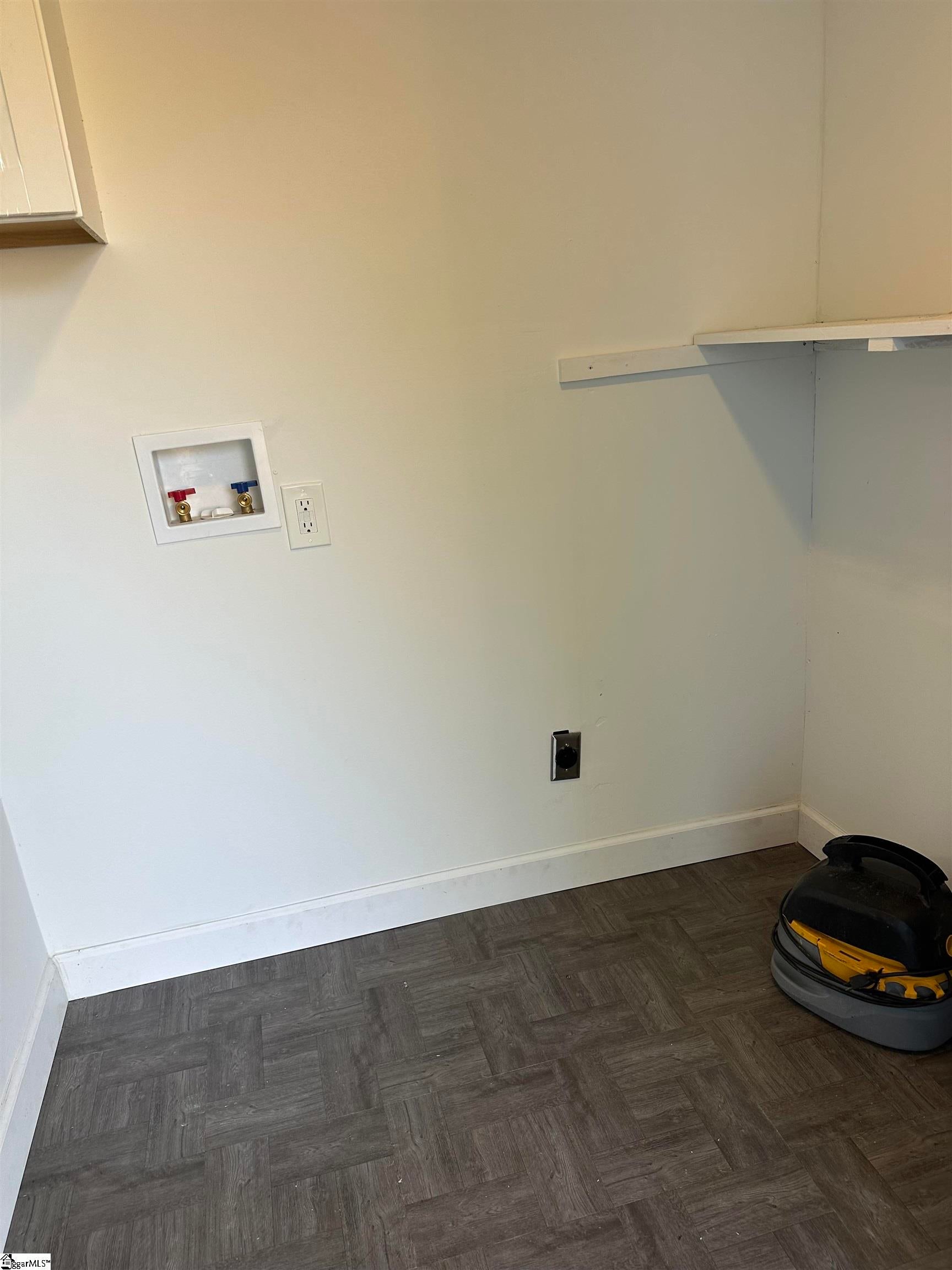 9A Looper Street
