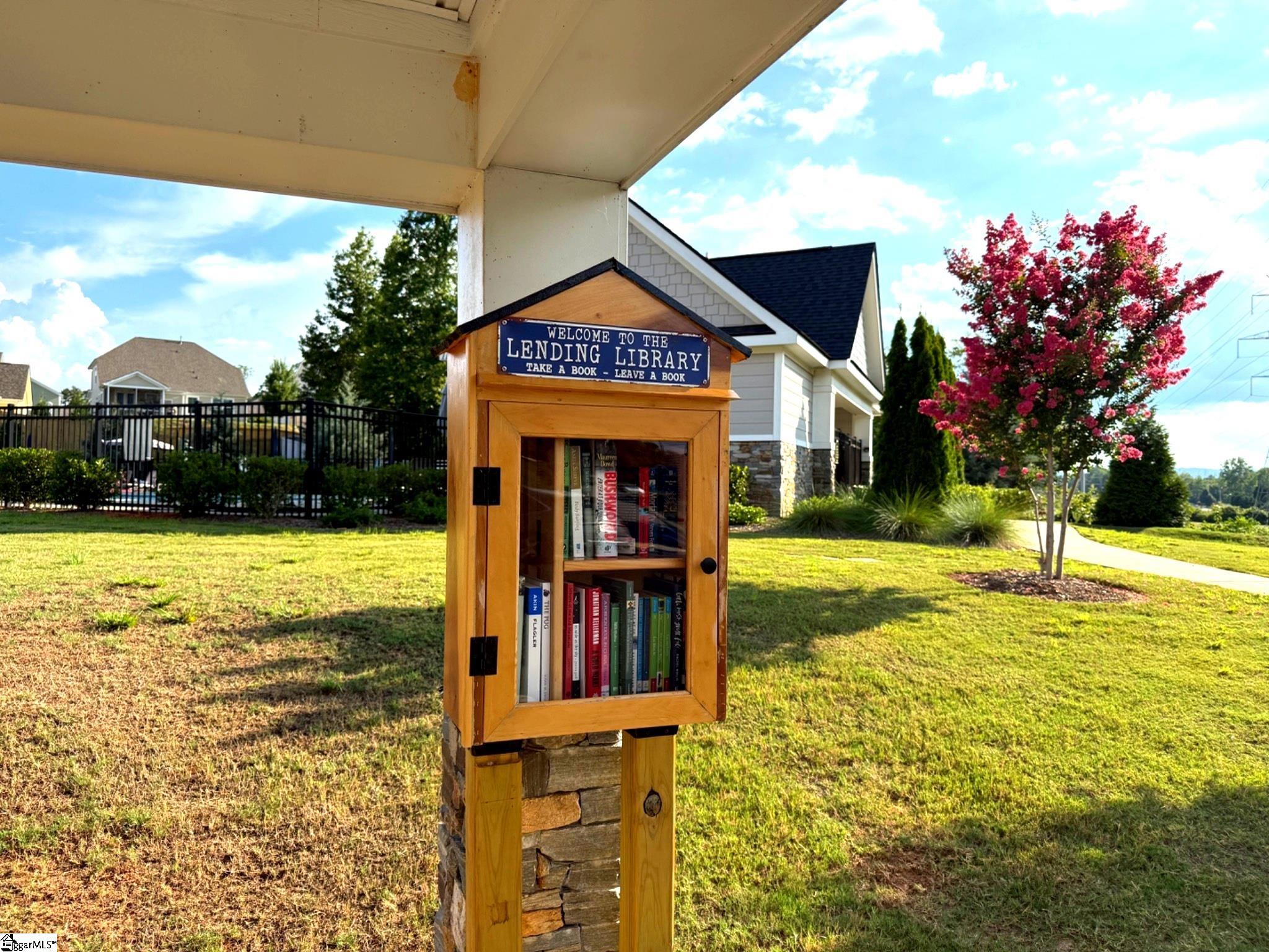 Taylors, South Carolina 29687, United States, 3 Bedrooms Bedrooms, ,2 BathroomsBathrooms,Residential,Contingent,182280