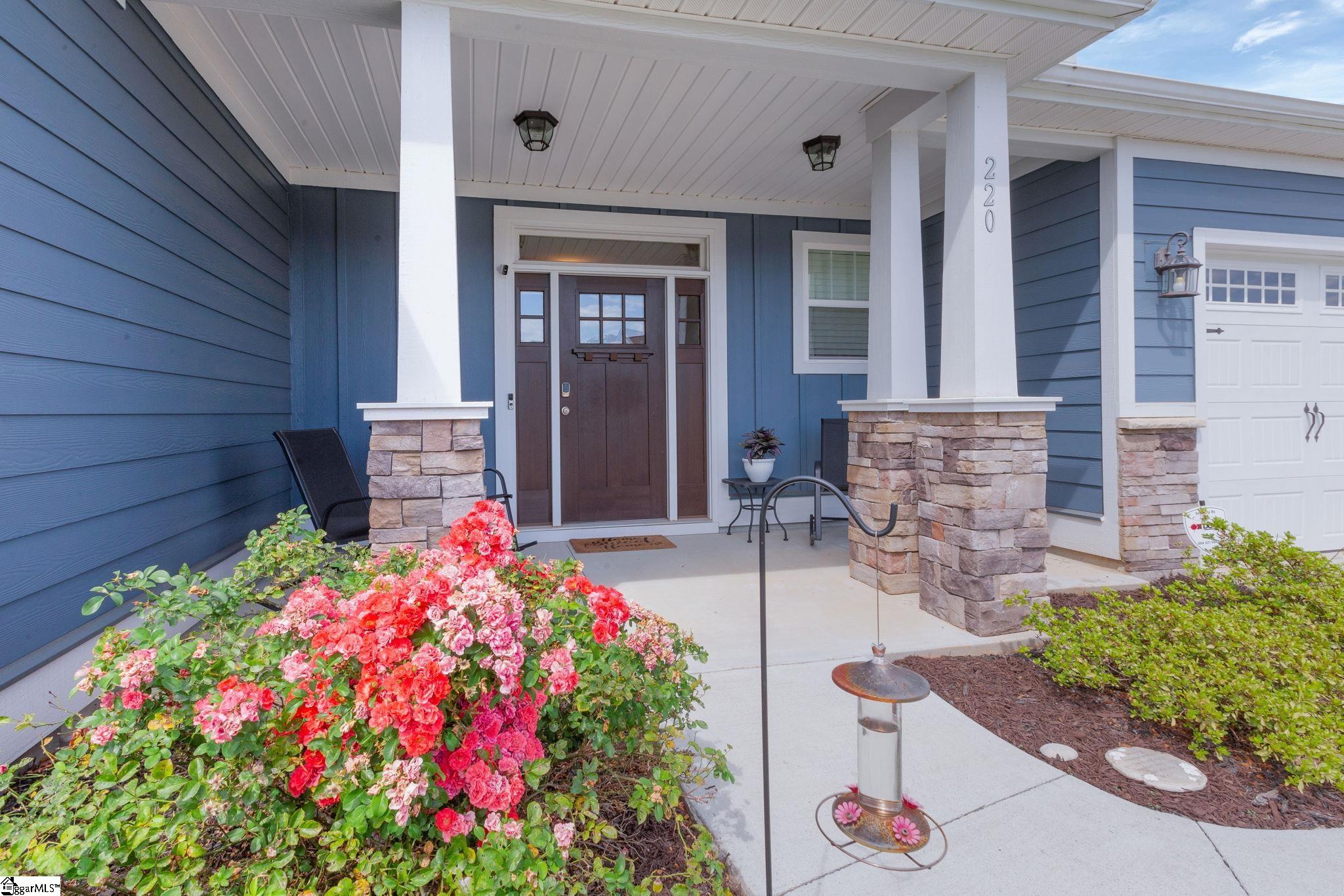 Taylors, South Carolina 29687, United States, 3 Bedrooms Bedrooms, ,2 BathroomsBathrooms,Residential,Contingent,182280