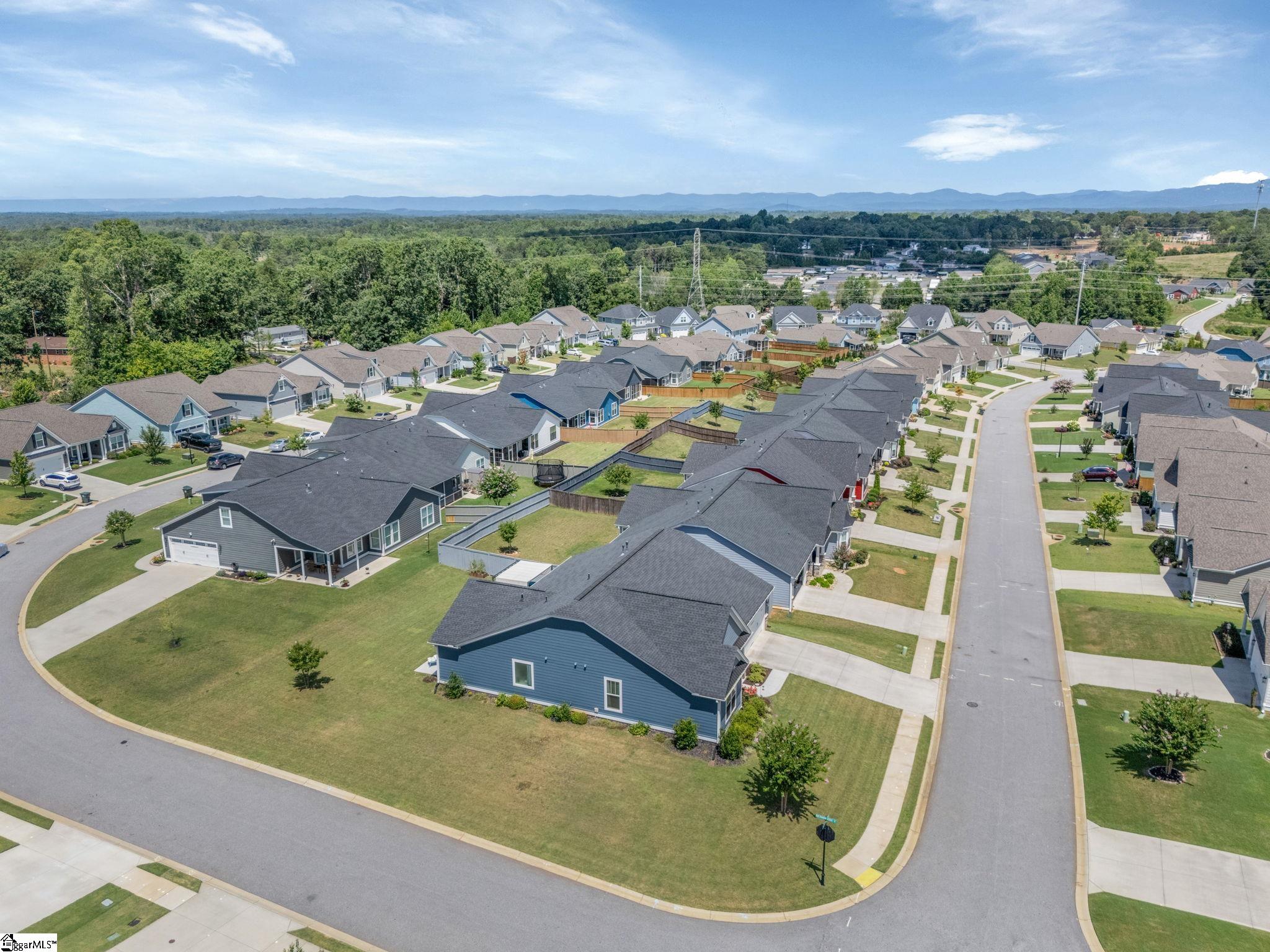 Taylors, South Carolina 29687, United States, 3 Bedrooms Bedrooms, ,2 BathroomsBathrooms,Residential,Contingent,182280