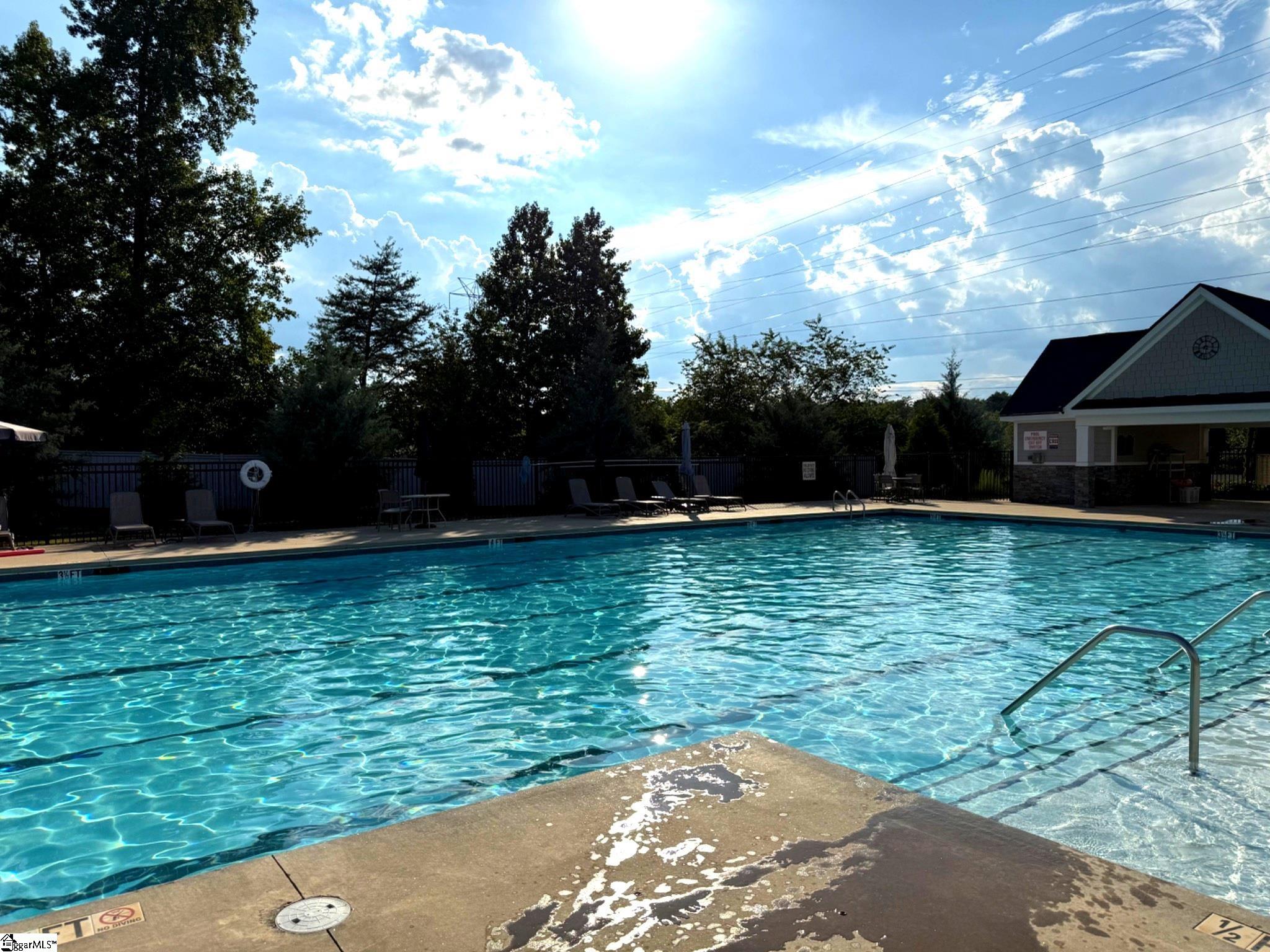 Taylors, South Carolina 29687, United States, 3 Bedrooms Bedrooms, ,2 BathroomsBathrooms,Residential,Contingent,182280