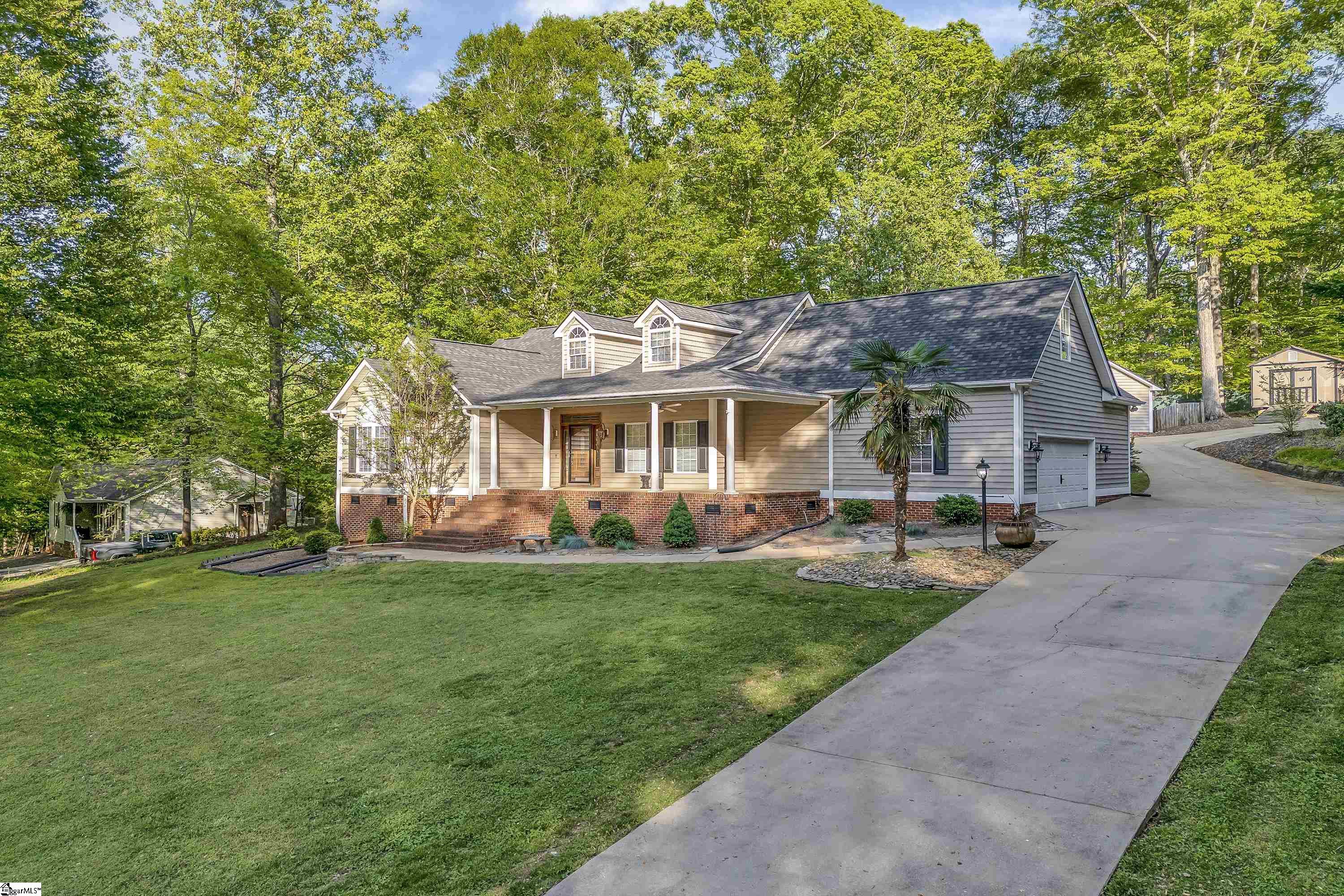 Easley, South Carolina 29640, United States, 3 Bedrooms Bedrooms, ,2 BathroomsBathrooms,Residential,Contingent,120325