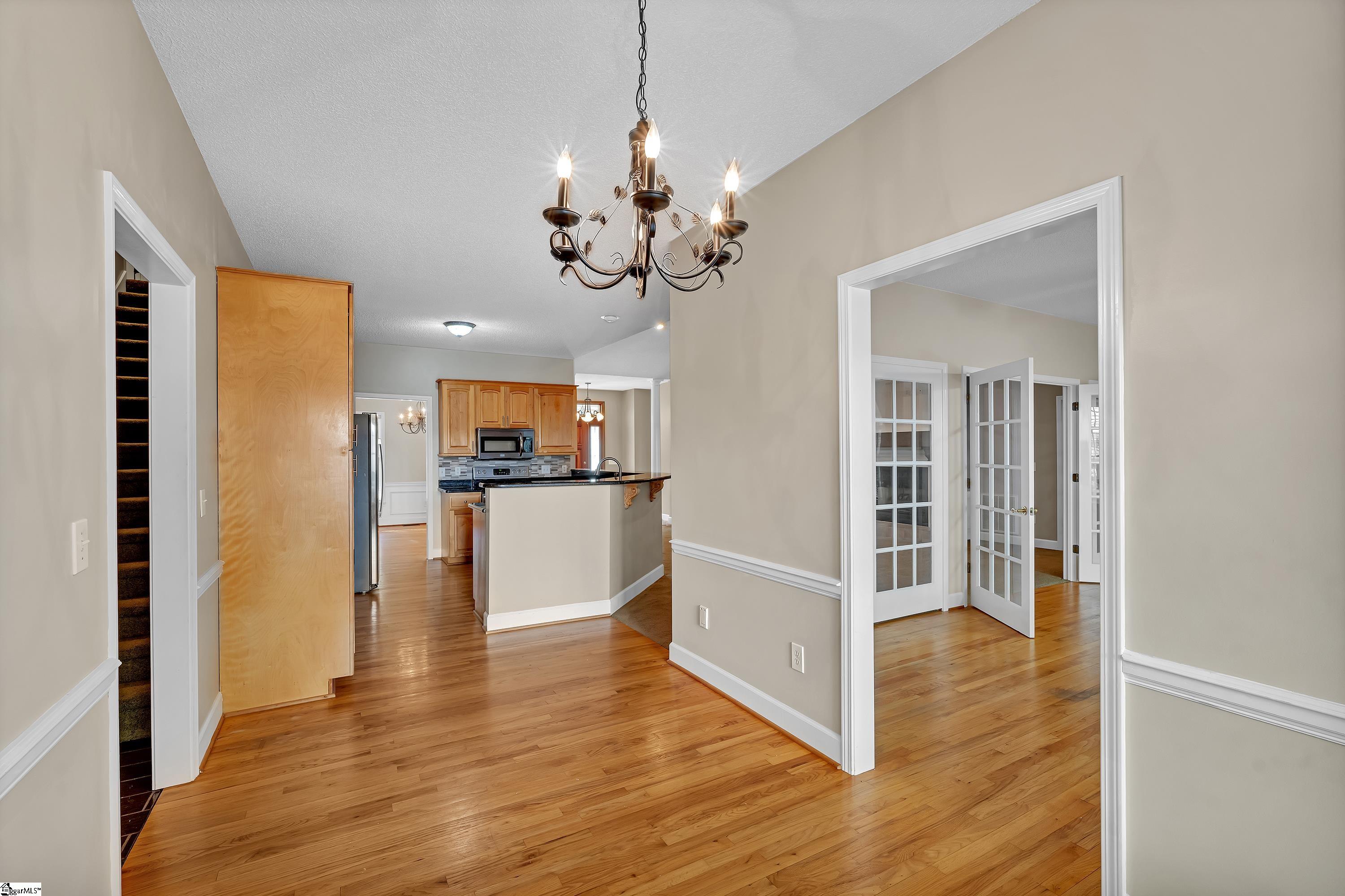 Easley, South Carolina 29640, United States, 3 Bedrooms Bedrooms, ,2 BathroomsBathrooms,Residential,Contingent,120325