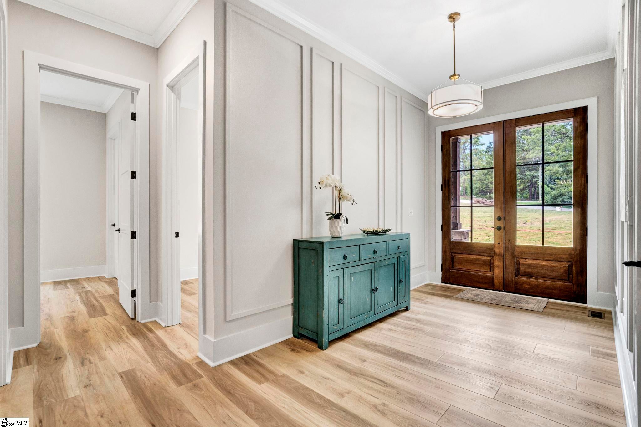 104 W Sunset Court