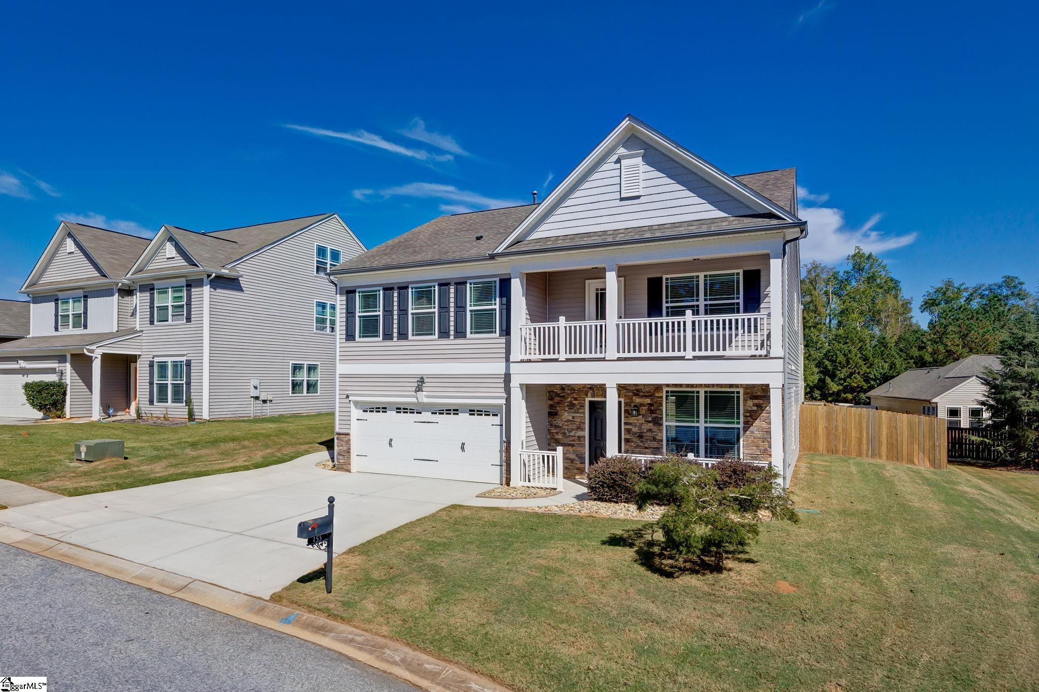 Simpsonville, South Carolina 29681, United States, 4 Bedrooms Bedrooms, ,3 BathroomsBathrooms,Residential,Active,221342