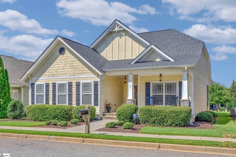 Photo of 27 Pine Island Drive, Simpsonville, SC 29681 (MLS # 1601376)
