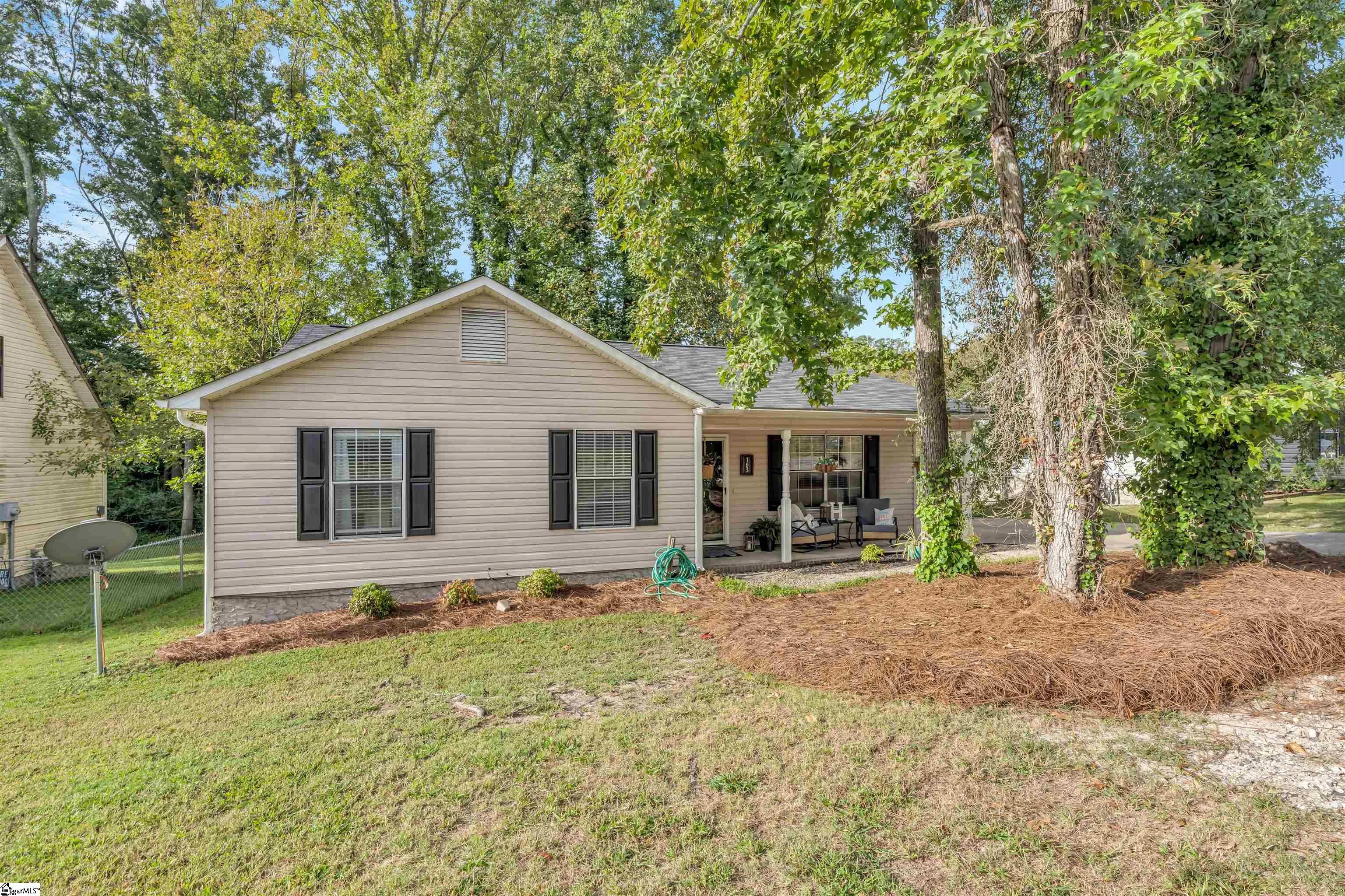 163 Old Petrie Road