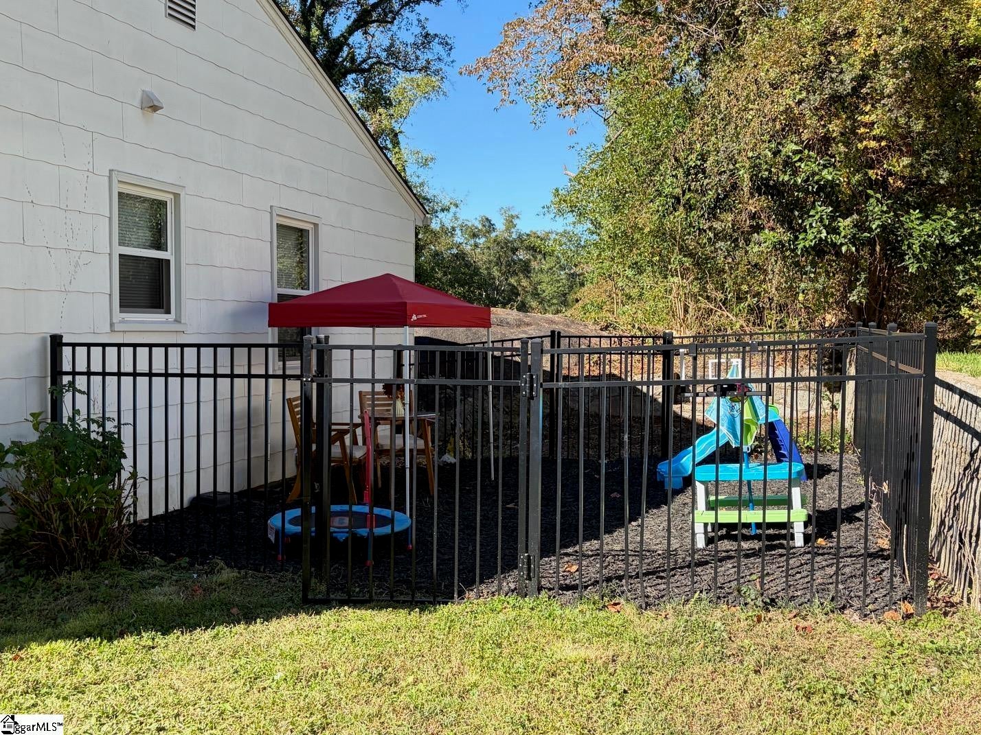 Real Estate Search 4 108 E Crescent Road